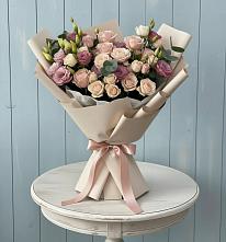 Букет цветов из:  Розы и Лизиантусы в Ильинское