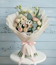 Букет цветов из:  Розы и Лизиантусы #REPLACE_PRED# Ильинское