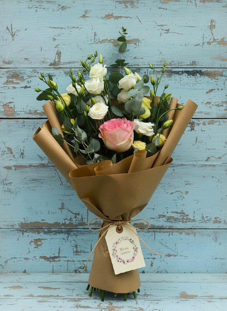 Букет цветов из: Розы и Лизиантусы в Ильинское