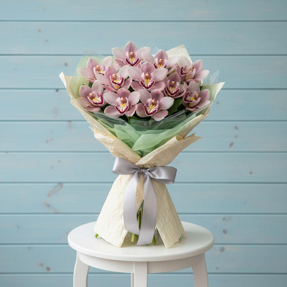 Букет цветов из: Орхидеи и Розы в Ильинское