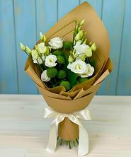 Букет цветов из:  Хризантемы и Лизиантусы в Ильинское