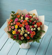 Букет Микс из разноцветных кустовых роз в Ильинское